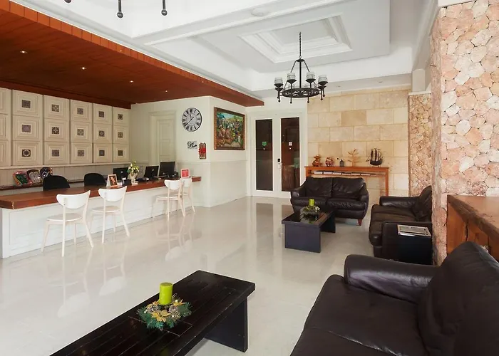 Zen Kuta Blambangan Hotel 2*